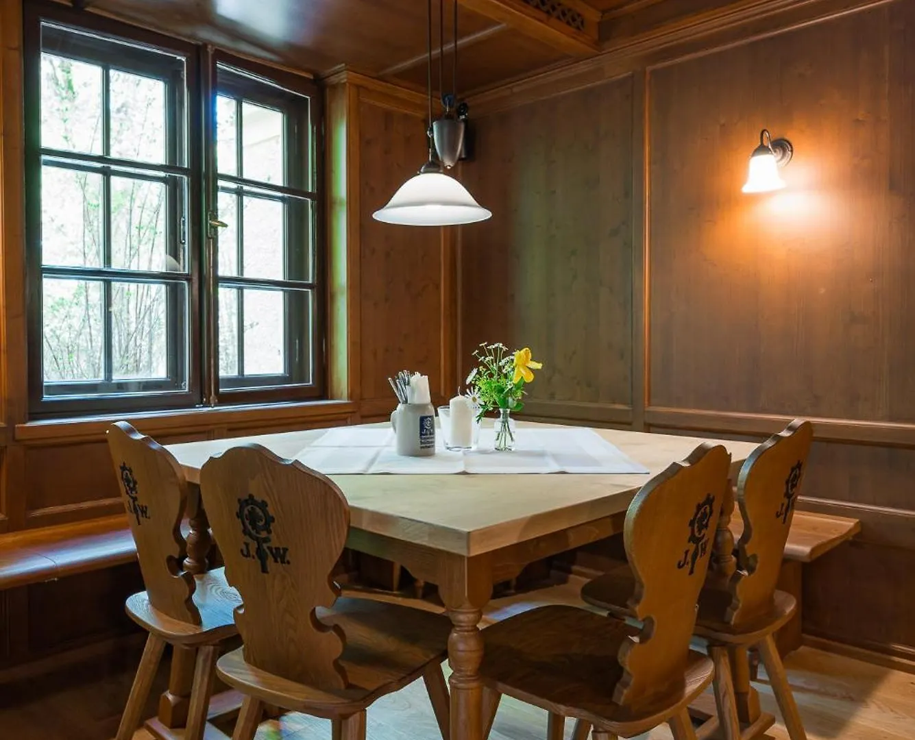 Augustiner Gutshof Menterschwaige Hotel Munique